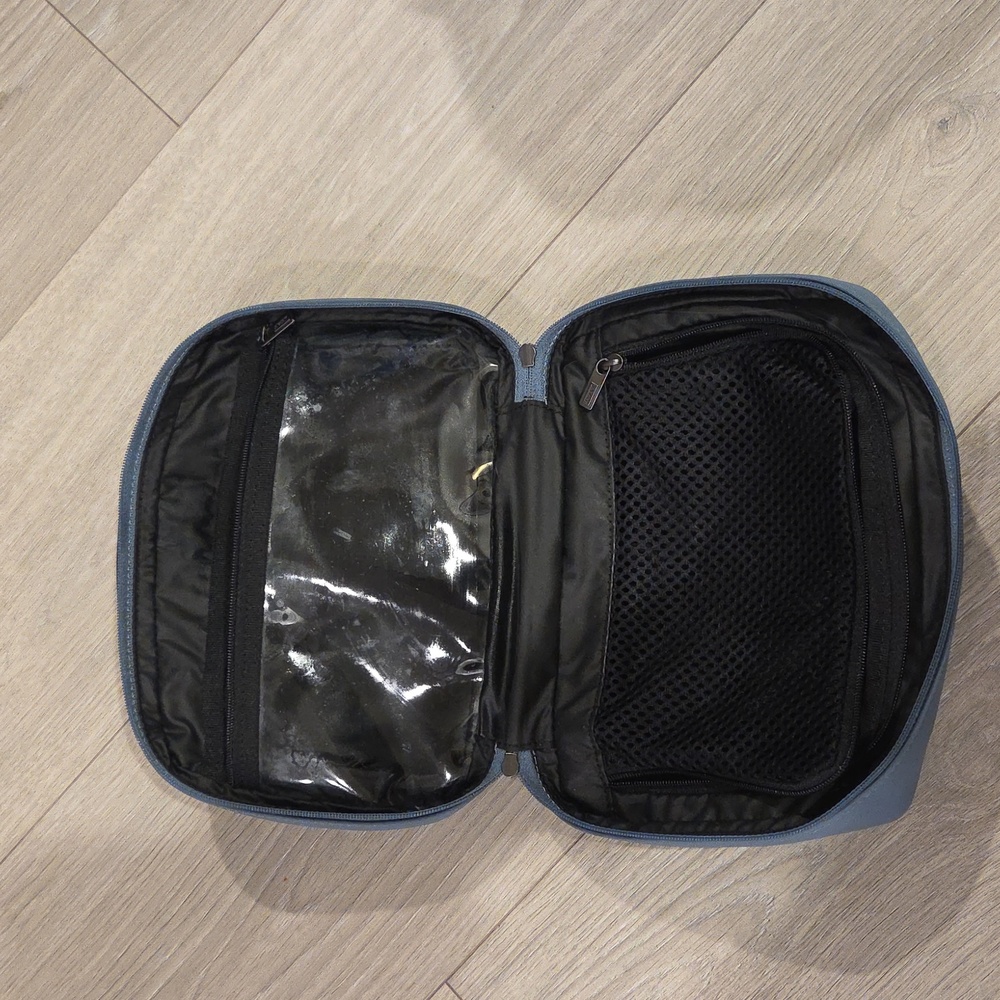 Away Toiletry Bag - Picture 3 of 4